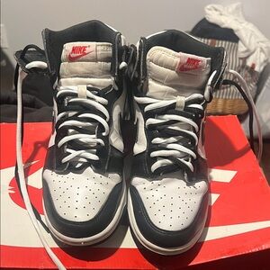 Nike Dunks (Limited Time🔥)